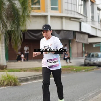 Runner Photo 8000712