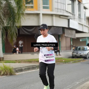 Runner Photo 8000714
