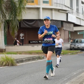 Runner Photo 8000725