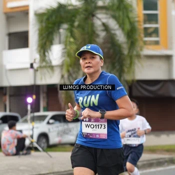 Runner Photo 8000739
