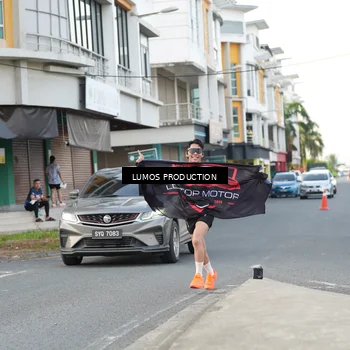 Runner Photo 8000755