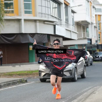 Runner Photo 8000781