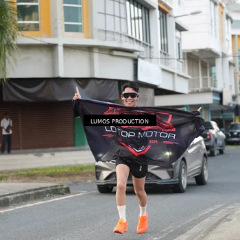 Runner Photo 8000792