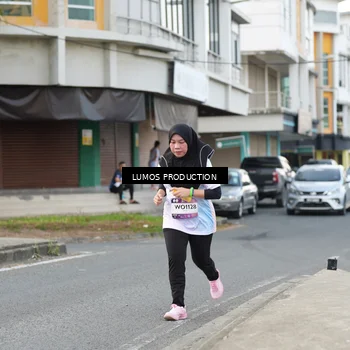 Runner Photo 8000809