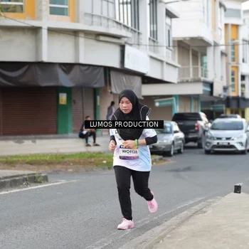 Runner Photo 8000815