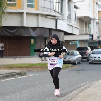 Runner Photo 8000816