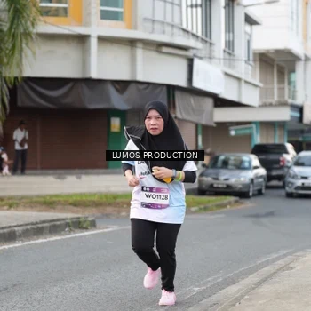 Runner Photo 8000822