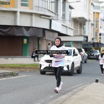 Runner Photo 8000829