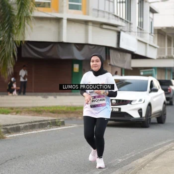 Runner Photo 8000841