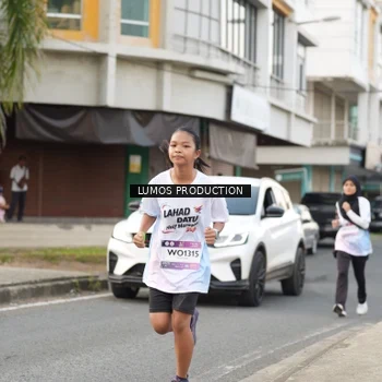 Runner Photo 8000853
