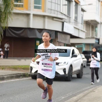 Runner Photo 8000856