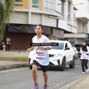 Runner Photo 8000857