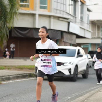 Runner Photo 8000861