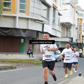 Runner Photo 8000912