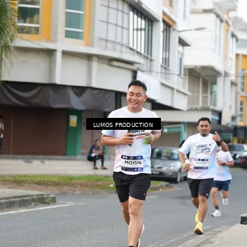 Runner Photo 8000918