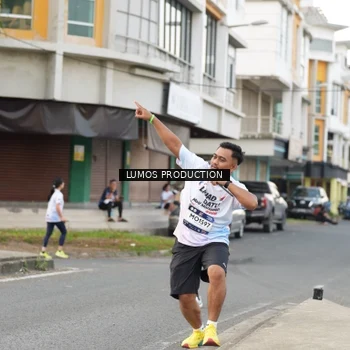Runner Photo 8000924