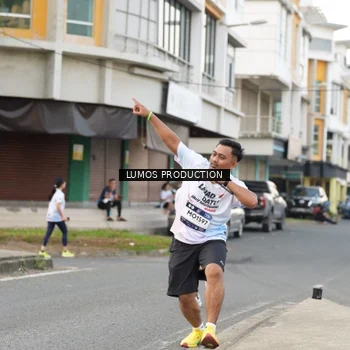 Runner Photo 8000927
