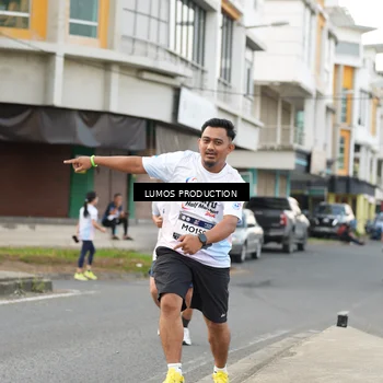 Runner Photo 8000934