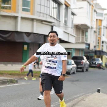 Runner Photo 8000939