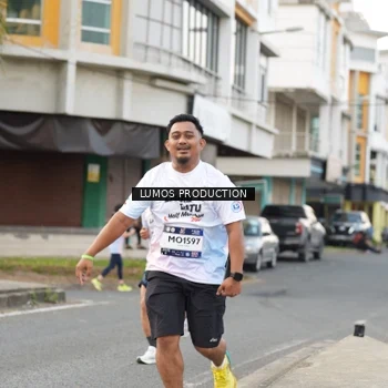 Runner Photo 8000941