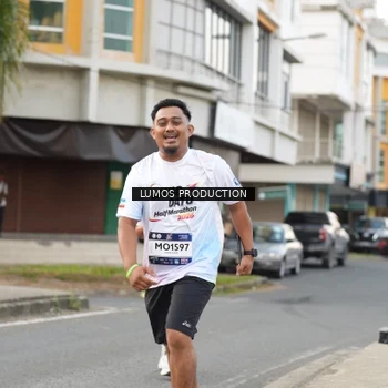 Runner Photo 8000945