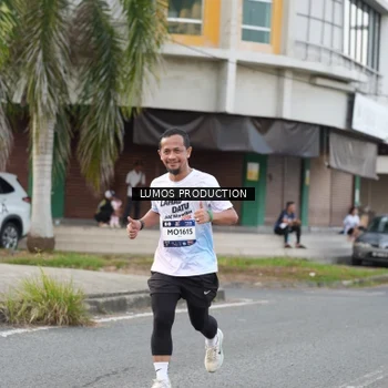 Runner Photo 8000957