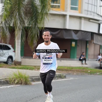 Runner Photo 8000961