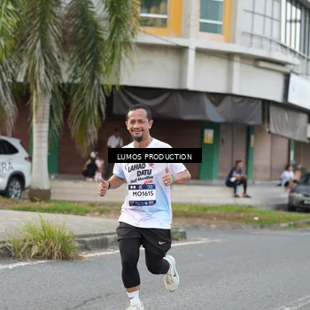 Runner Photo 8000963