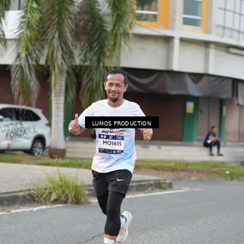 Runner Photo 8000970
