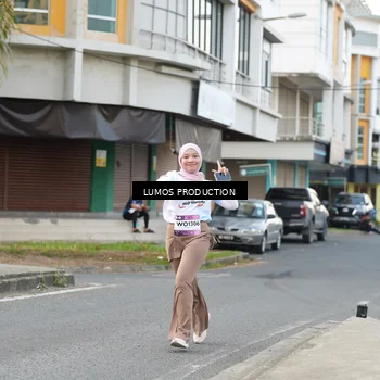 Runner Photo 8000972