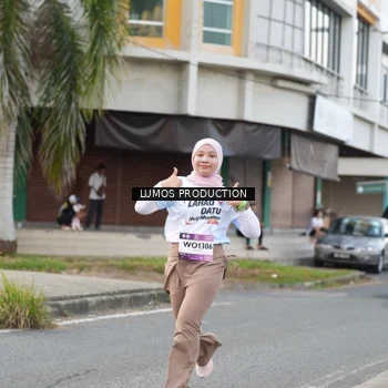 Runner Photo 8000992
