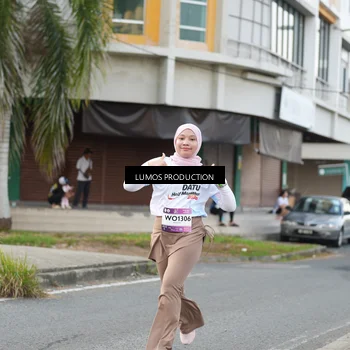 Runner Photo 8000996
