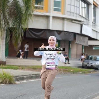 Runner Photo 8000999