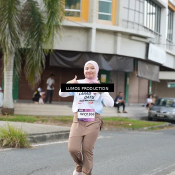 Runner Photo 8001002