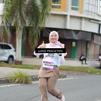 Runner Photo 8001011