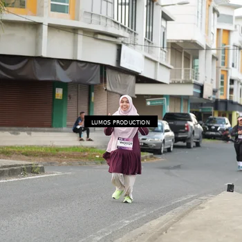 Runner Photo 8001039