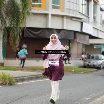 Runner Photo 8001053