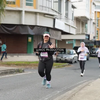 Runner Photo 8001076