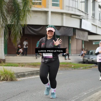 Runner Photo 8001096