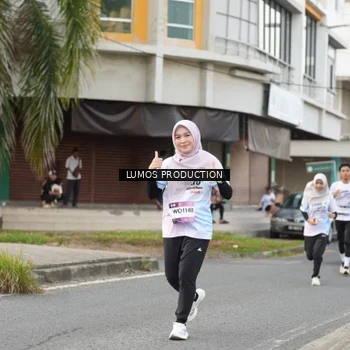 Runner Photo 8001121