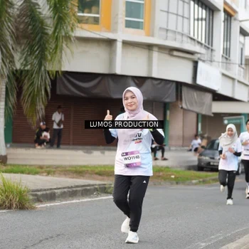 Runner Photo 8001122