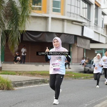 Runner Photo 8001124