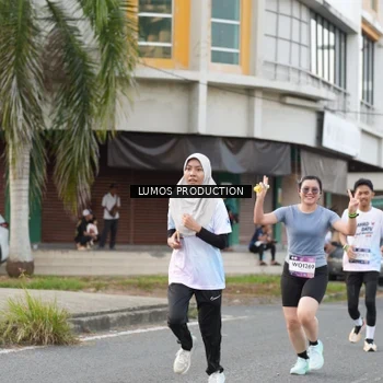 Runner Photo 8001128