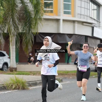 Runner Photo 8001137