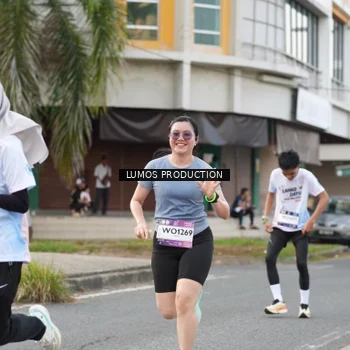 Runner Photo 8001149