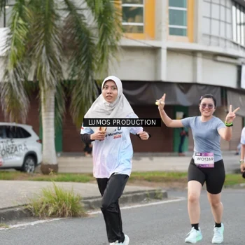 Runner Photo 8001150