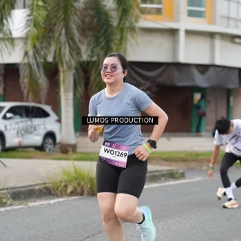 Runner Photo 8001159