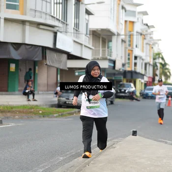 Runner Photo 8001183