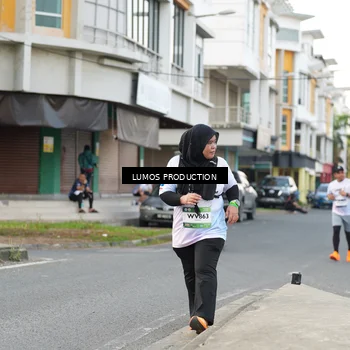 Runner Photo 8001192