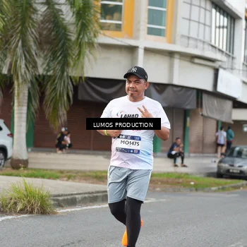 Runner Photo 8001220